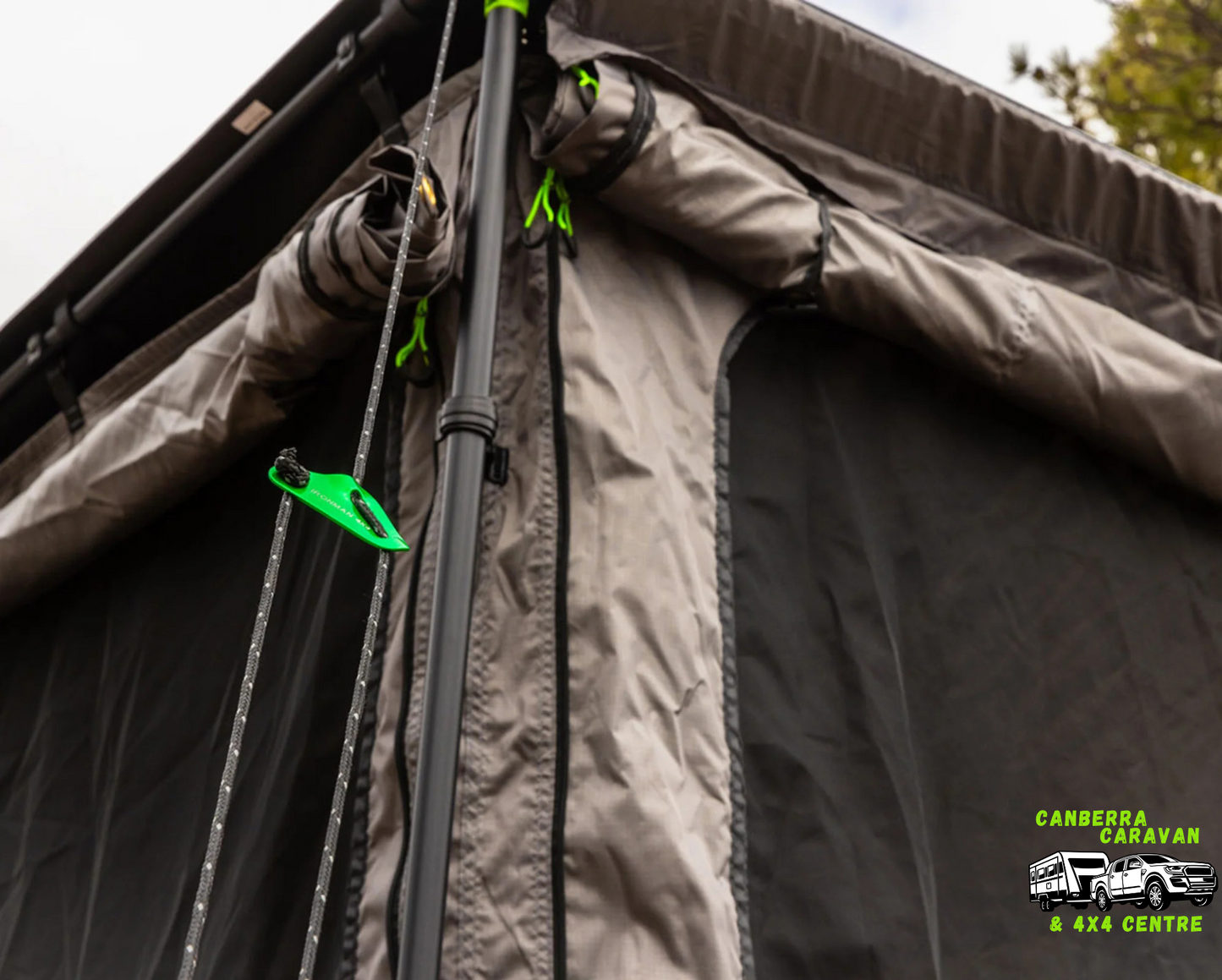 Deltawing 90 degree awning room