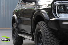 Ford Everest Side Steps / Rails