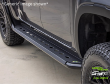 MQ/MR Triton Side steps/side rails